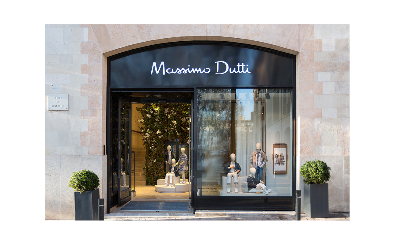Shop & Collect Store / Paper Massimo Dutti