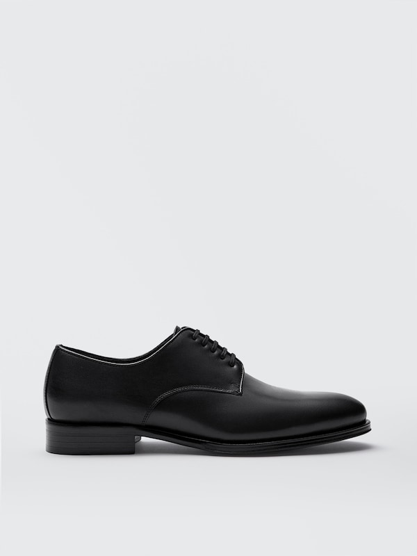 BLACK LEATHER SHOES 