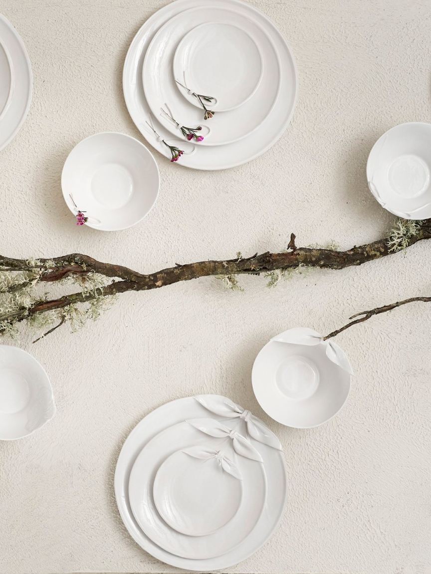 The Perfect Holidays Table Setting | Paper