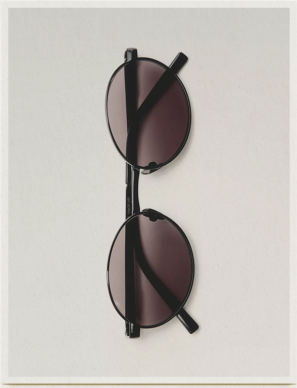Round sunglasses