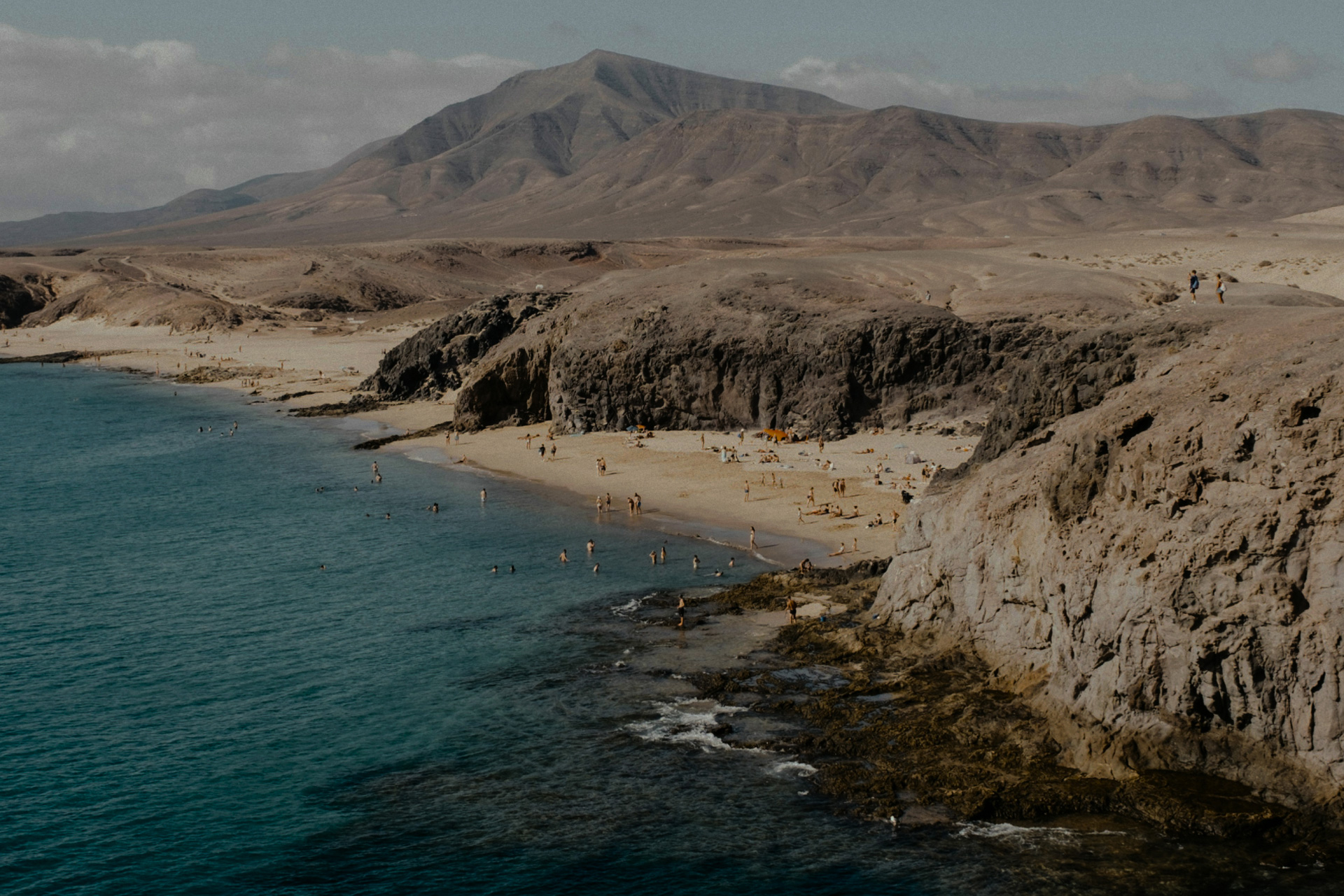 Lanzarote The Secret Guide by Massimo Dutti