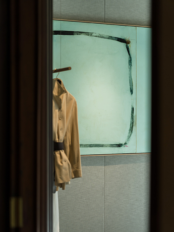 Adam Taylor obra en Massimo Dutti