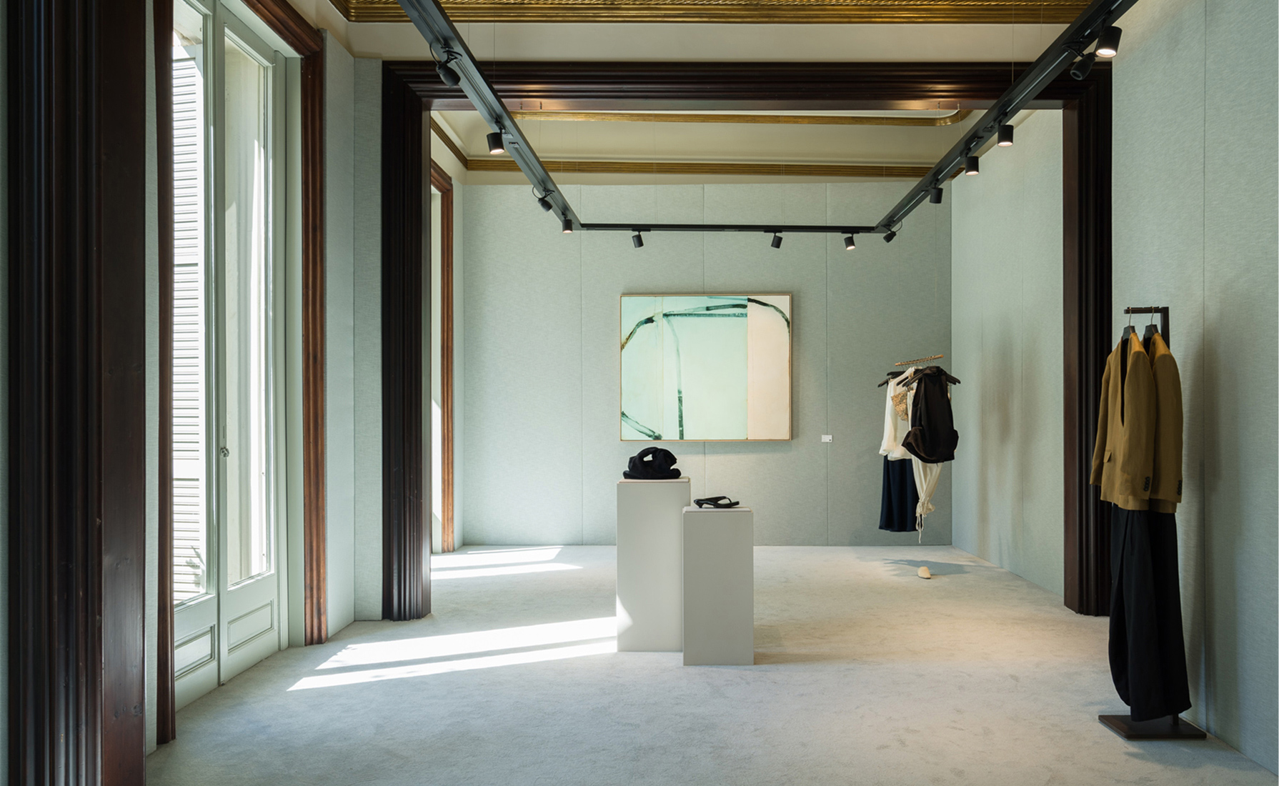 Adam Taylor Art in Progress Massimo Dutti Paseo de Gracia