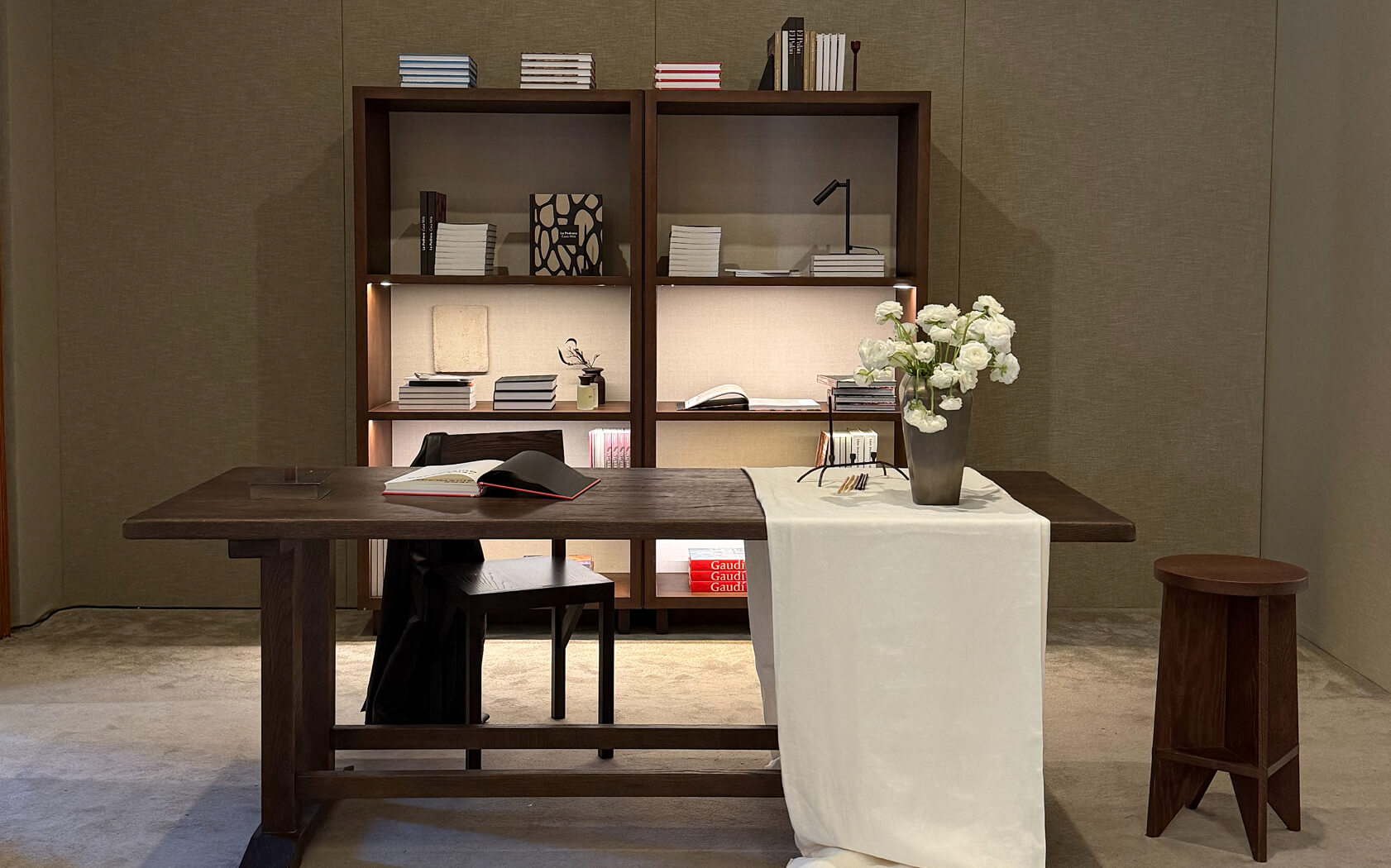 My Gaudí book signing table Chiara Curti Massimo Dutti Barcelona 2026