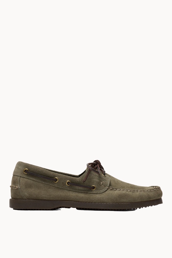 Leather boat shoes