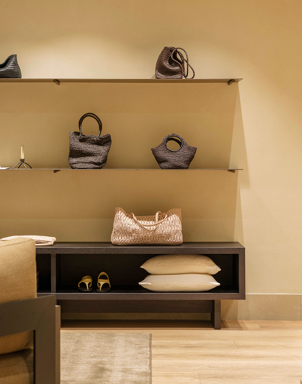 Bolsos y complementos — Massimo Dutti Lisboa