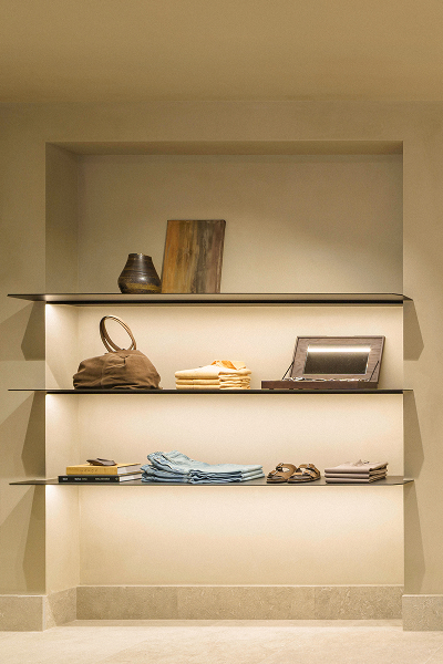 Estante de punto — Massimo Dutti Lisboa