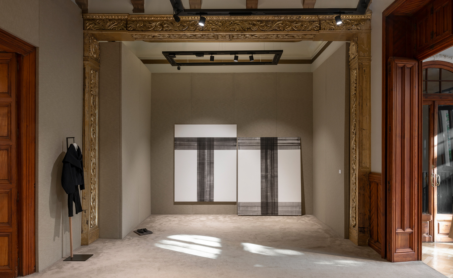 Exposición Álvaro Negro — Massimo Dutti Passeig de Gràcia