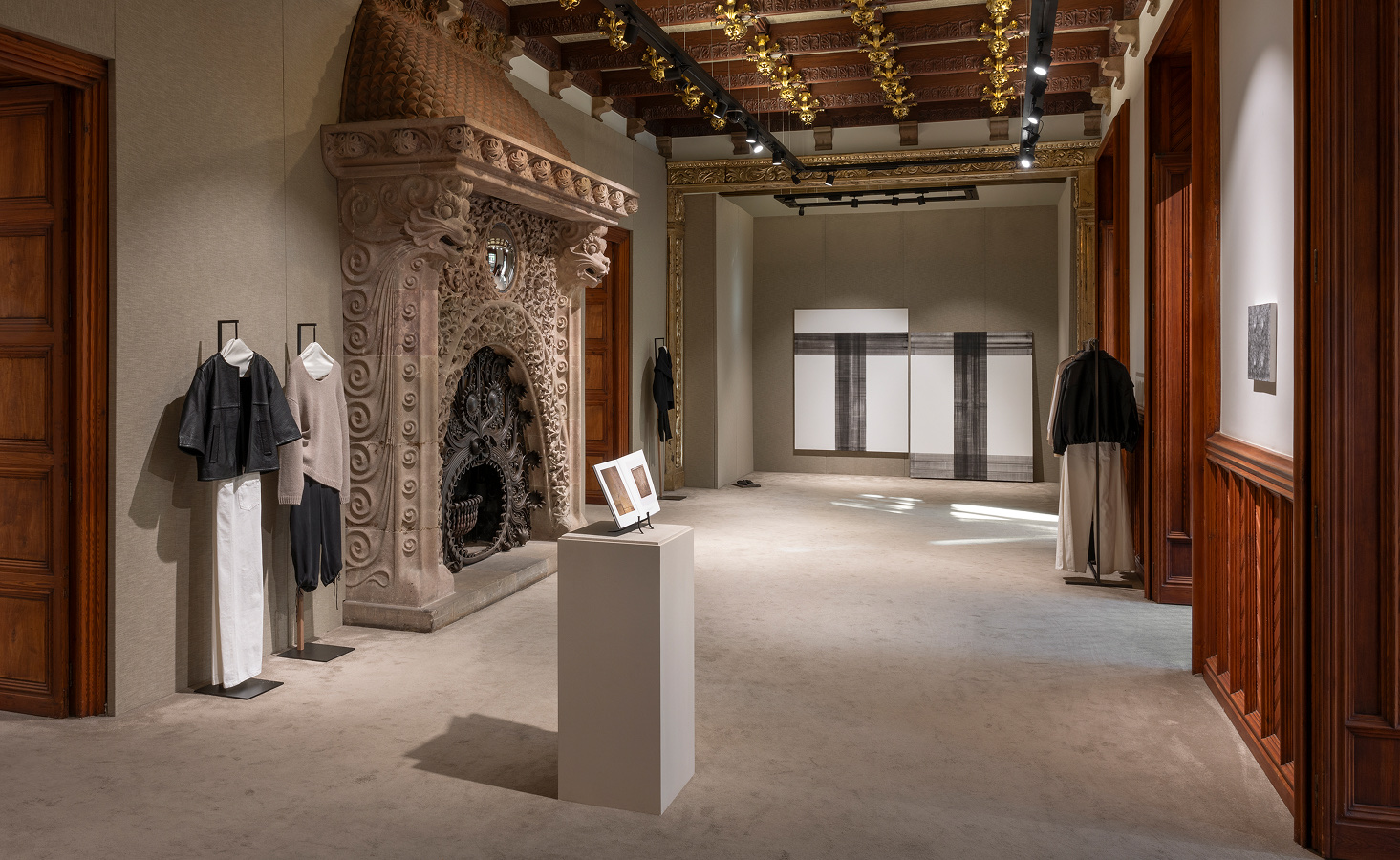 Exposición Álvaro Negro — Massimo Dutti Passeig de Gràcia