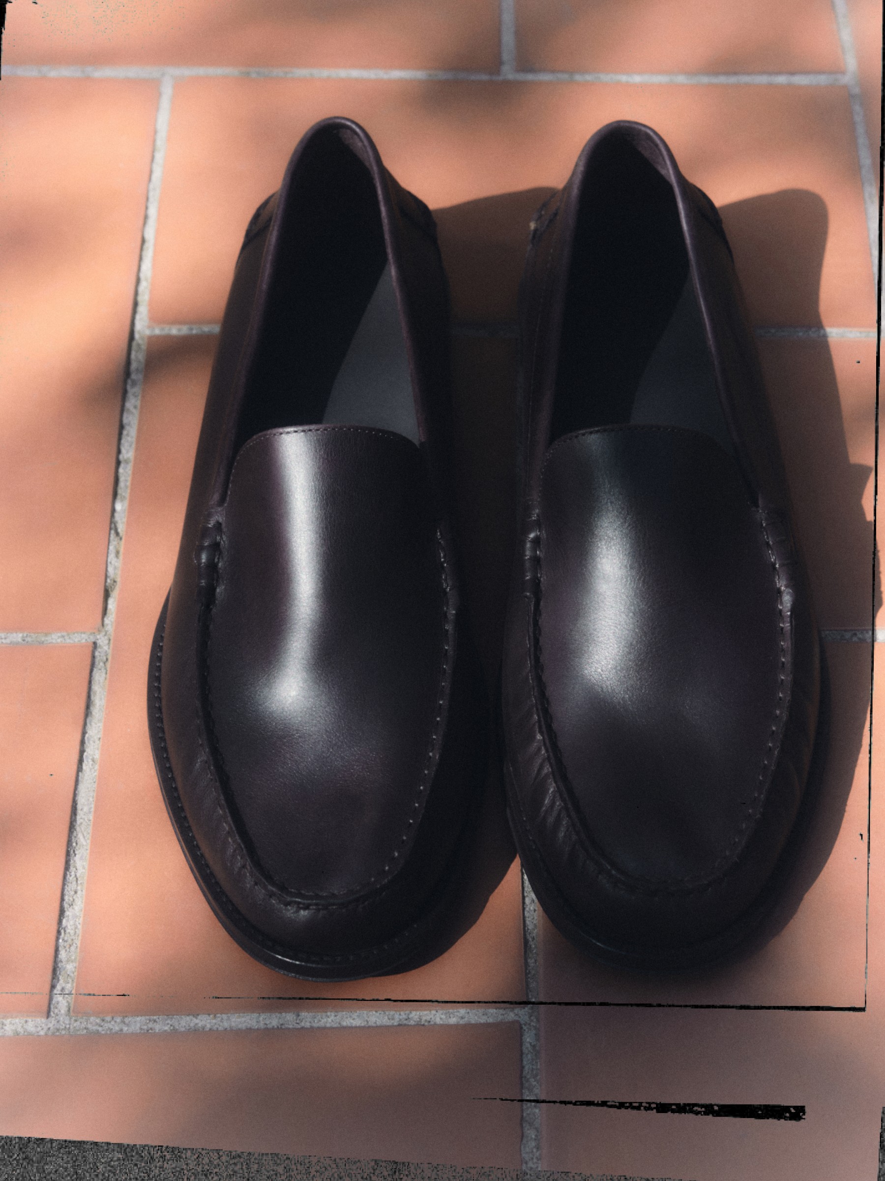 Mocasines de piel engrasada — Massimo Dutti