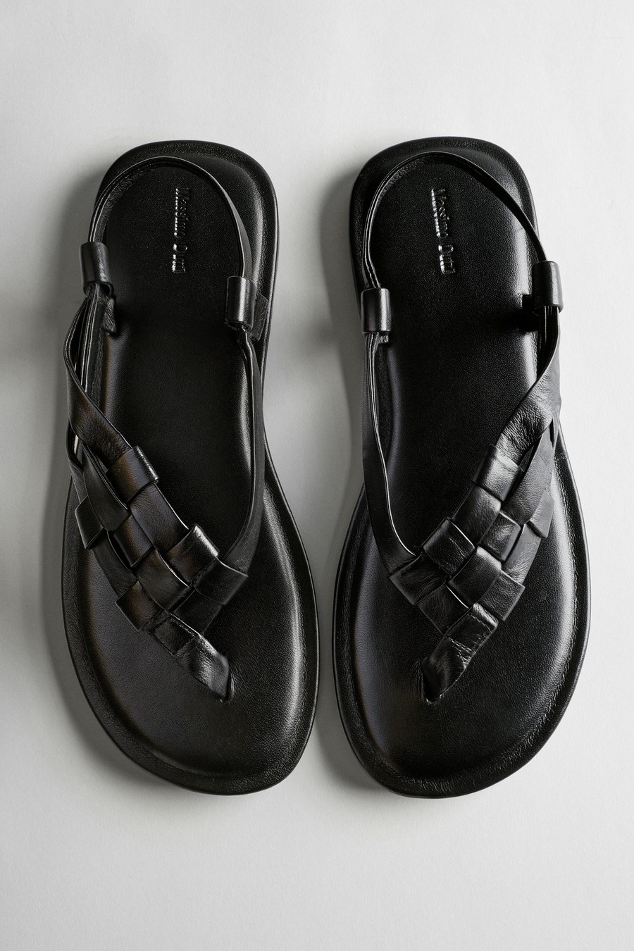 Flat woven leather sandals — Massimo Dutti Summer Nights