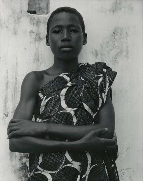 Portrait of Samuel J.K. Essoun in Shama, Ghana, photograph by Paul Strand — Massimo Dutti