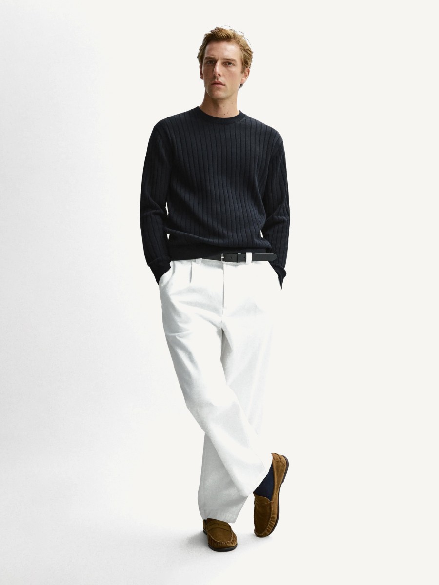 Navy ribbed knit sweater with optical white trousers — Massimo Dutti Summer Days