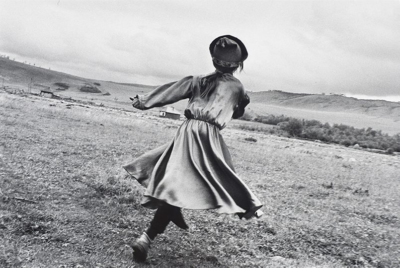 Claudine Doury, Little Vera, Lake Baikal, Siberia, 1998