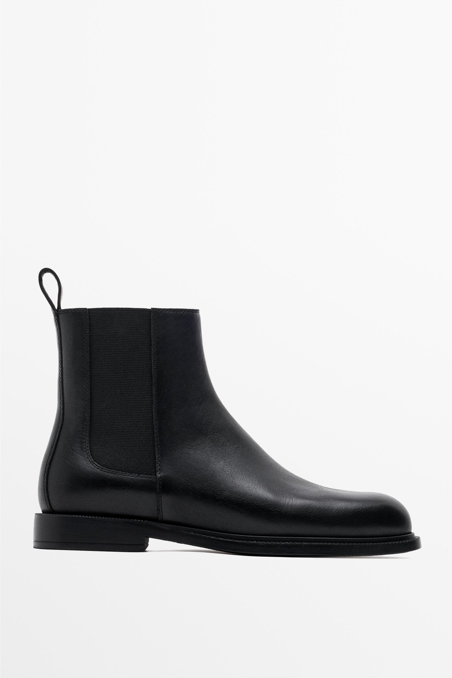 Leather Chelsea boots — Massimo Dutti Fall Treasures