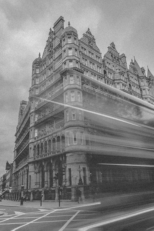Hotel Russell façade in black and white with traffic lights — Massimo Dutti London Fashion Week