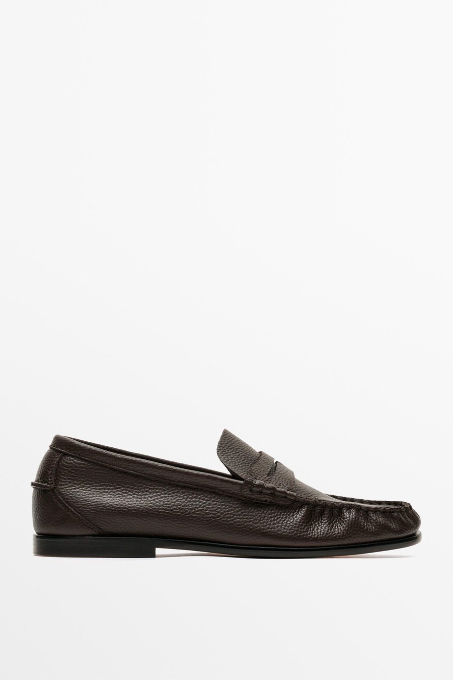 Soft leather gathered loafers — Massimo Dutti Milan Fashion Week