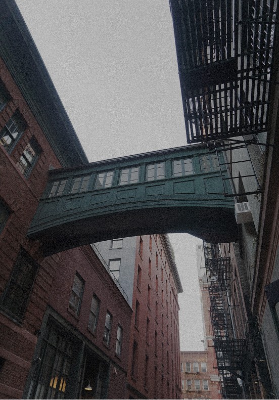 Iron skybridge between brick buildings at Chelsea Market — Massimo Dutti NY Fashion Week
