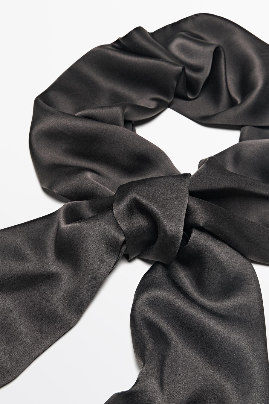 Satin scarf — Massimo Dutti The Trench Edit