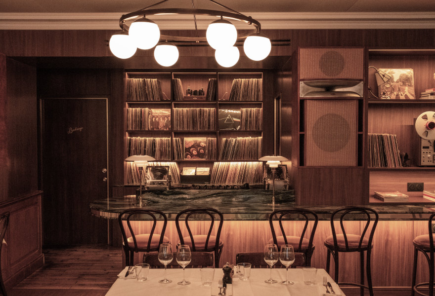 Bar and vinyl shelves at Billie restaurant — Massimo Dutti Paris Fashion Week